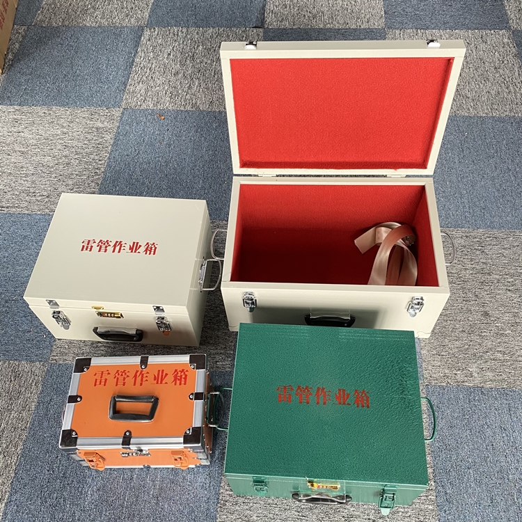 青松乡爆破工程作业箱如何选择？玻璃钢与传统材质的全面对比